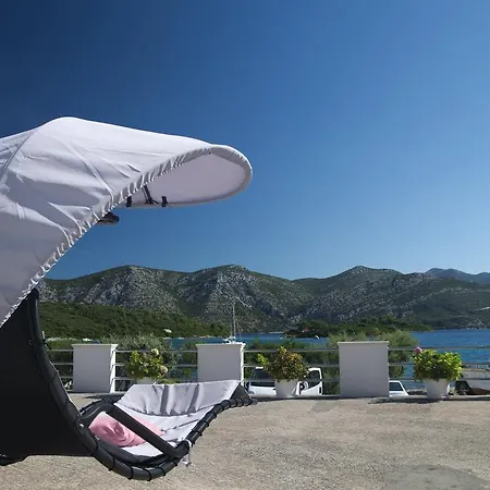 Apartmán Fei Fei Račišće