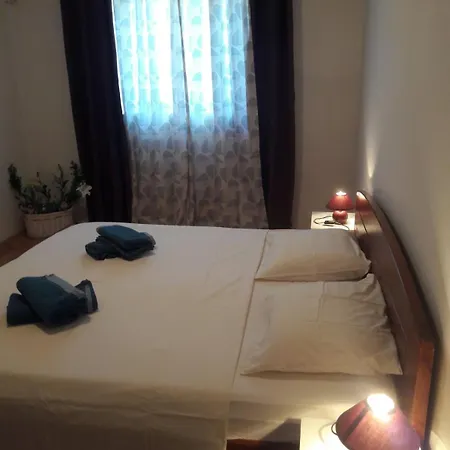 Fei Fei Lägenhet Račišće