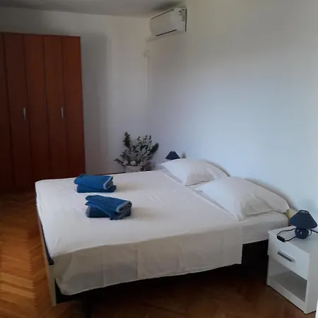 Lägenhet Fei Fei Račišće